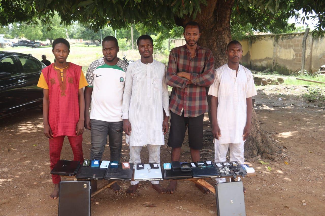 Niger Police command parades robbery suspects