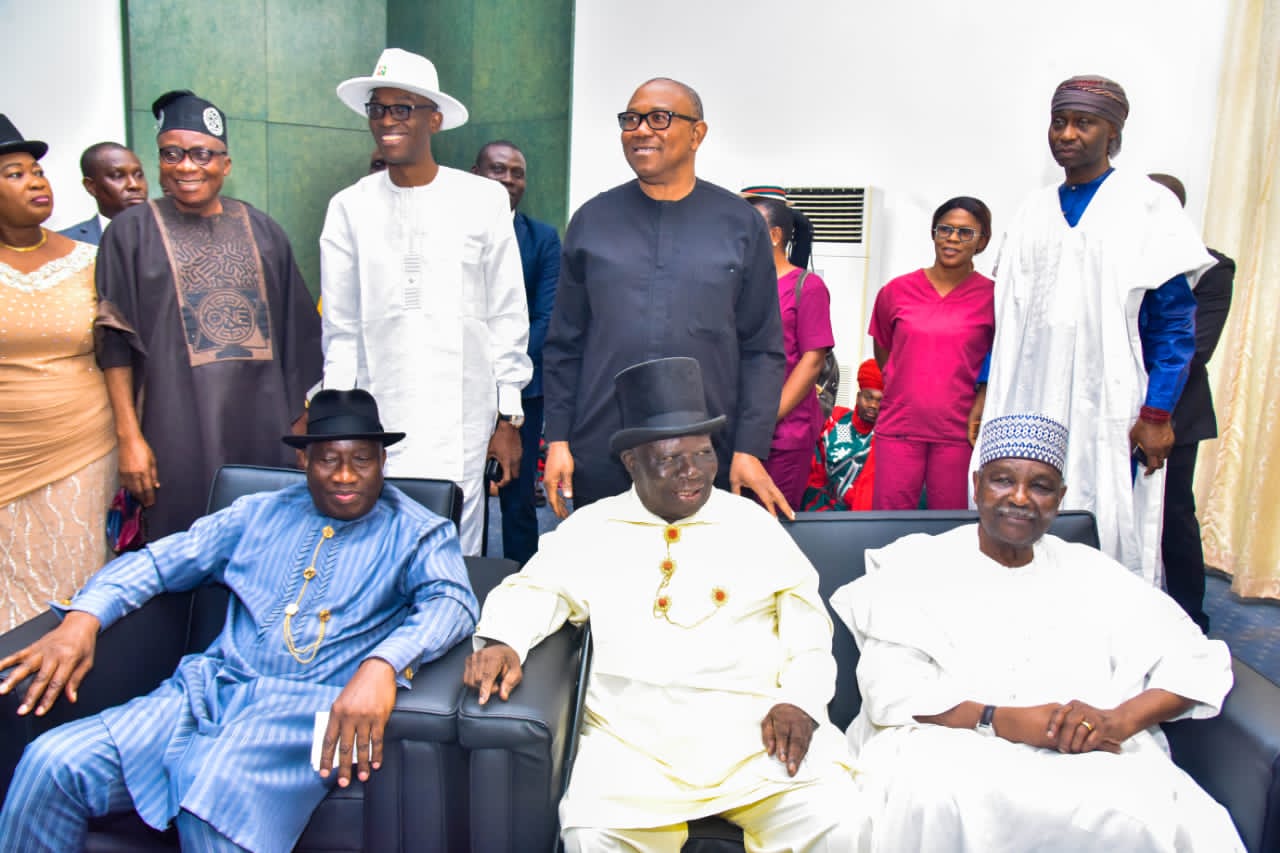 Photo: Obi meets Gowon, Jonathan