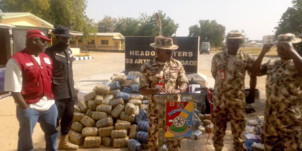Army hands over two suspects with 512 parcels of cannabis sativa to NDLEA in Bauchi