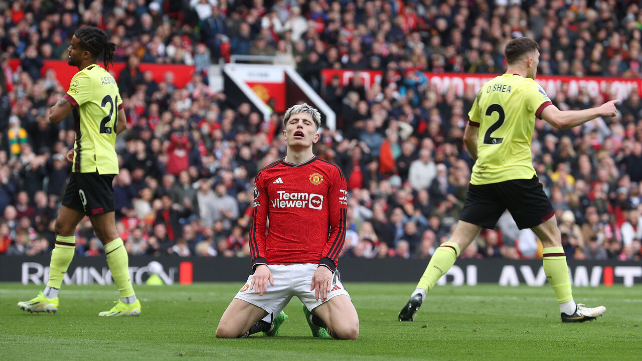 Be patient, Ten Hag tells Manchester United fans