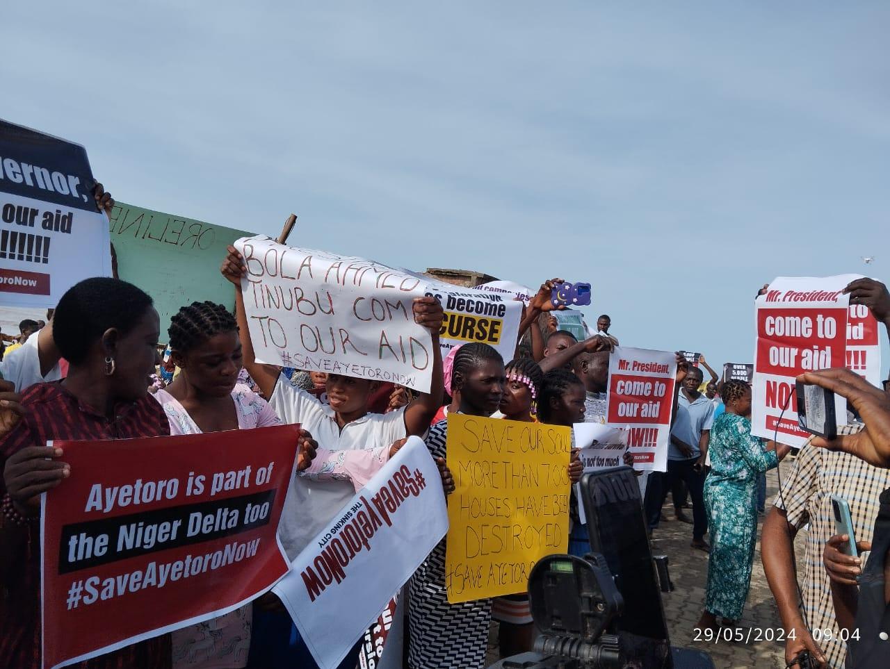 Ondo monarch leads protest in oil-rich community over Ocean surge